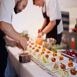 Servicio de catering y banquetería